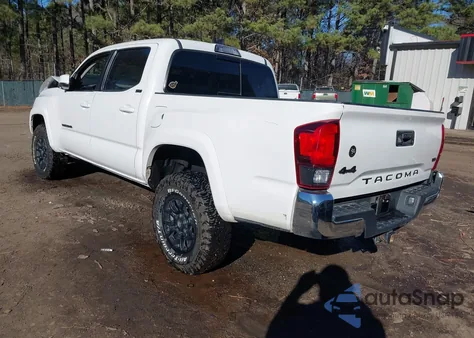 2019 Toyota Tacoma Sr5 V6 z USA, uszkodzony, nr VIN 3TMCZ5AN1KM276374
